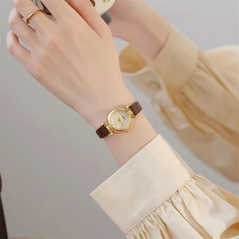 Vintage Style White Round Face Geniune Leather Ladies Watch