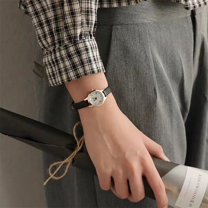Vintage Style Small Round Face Genuine Leather Watch for Women