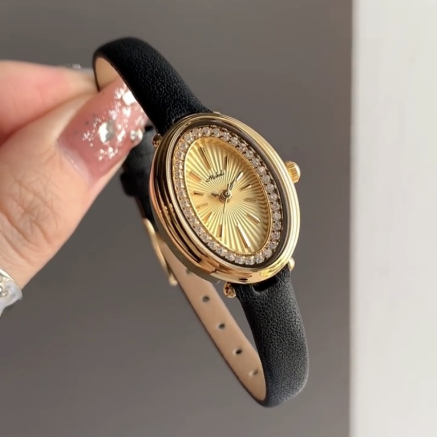 Vintage Gold Small Oval Face Leather Watch