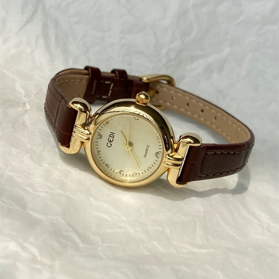 Vintage Style White Round Face Geniune Leather Ladies Watch