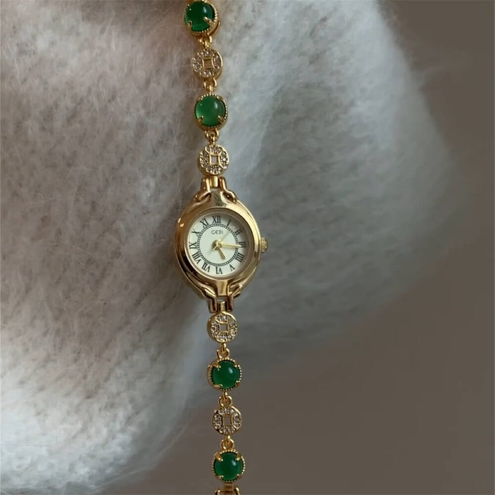 Vintage Gold Oval Small Face Bracelet Watch for Women