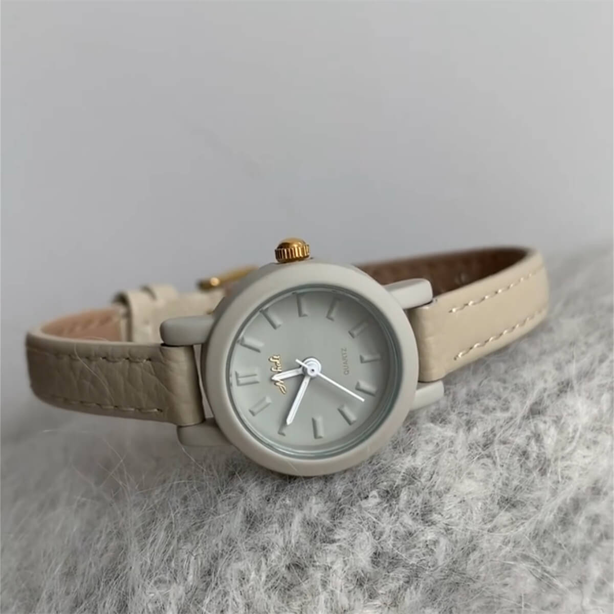 Colorful leather strap round small dial ladies watch