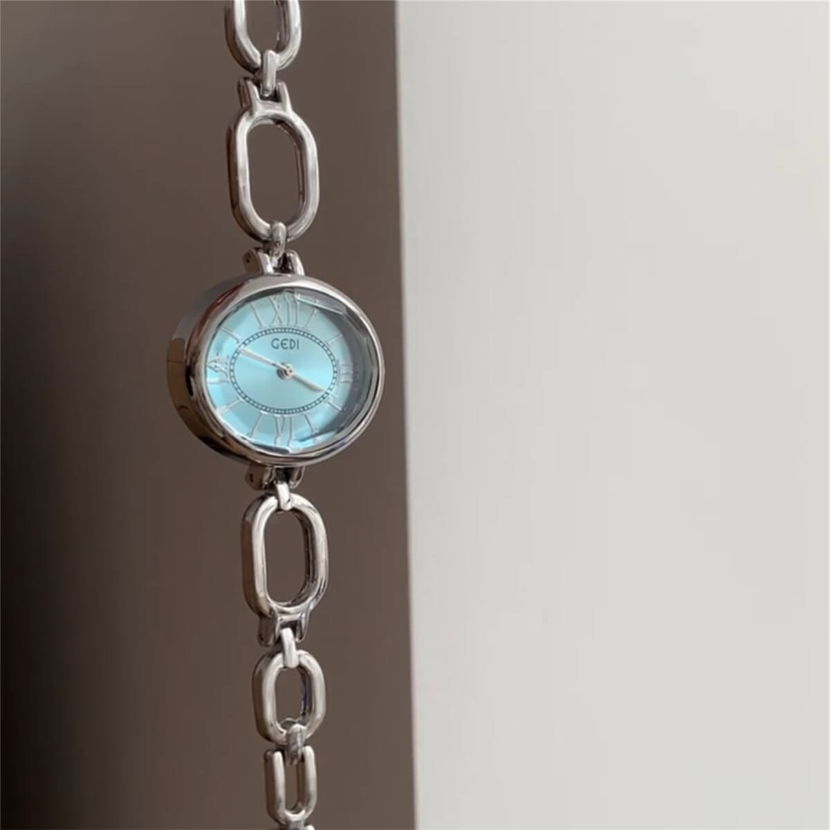 Women’s Oval Face Gold Bracelet Watch