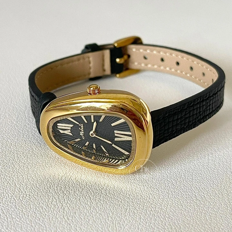 Retro Black/Burgundy Snake Head Shape Leather Watch for Women