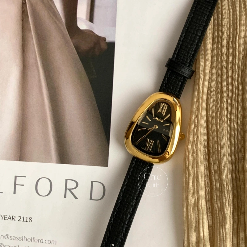 Retro Black/Burgundy Snake Head Shape Leather Watch for Women