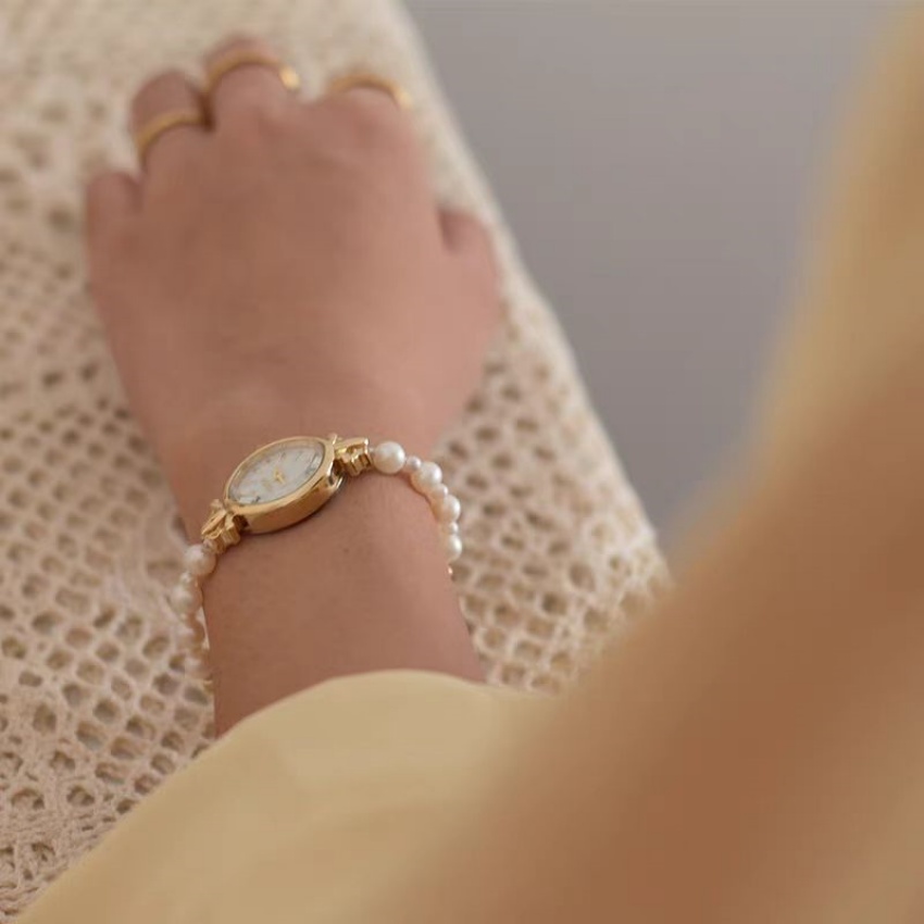 Vintage Small Oval Freshwater Pearl Bracelet Watch