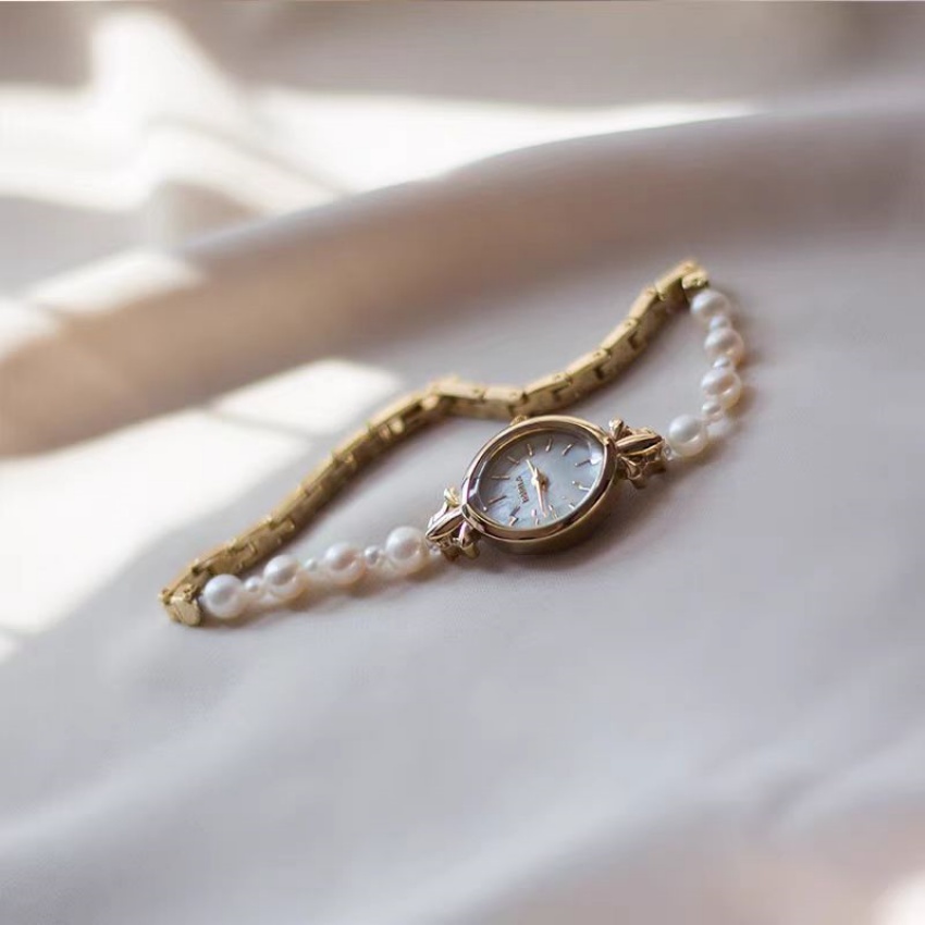 Vintage Small Oval Freshwater Pearl Bracelet Watch