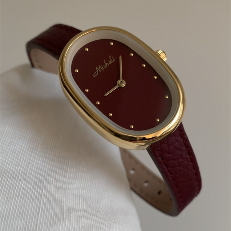 Vintage Style Red Brown Oval Genuine Leather Watch