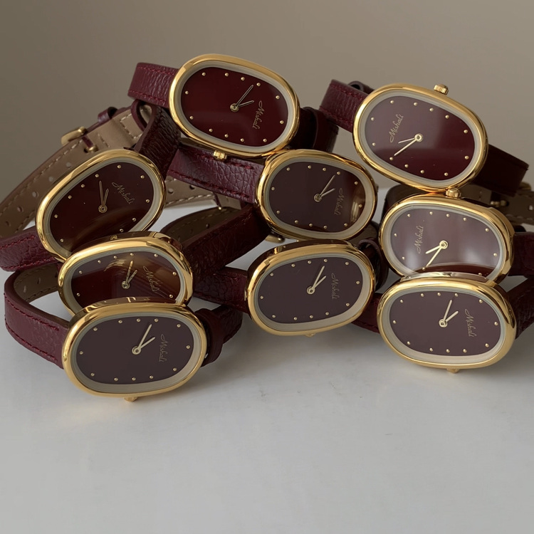 Vintage Style Red Brown Oval Genuine Leather Watch