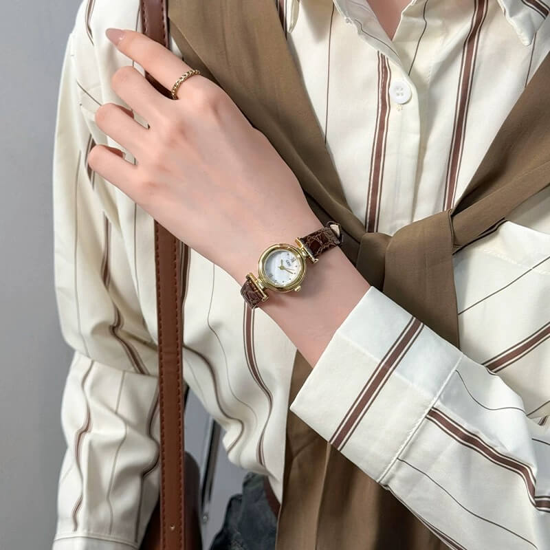 Chic Black Band Blue Mother of Pearl Leather Wristwatch