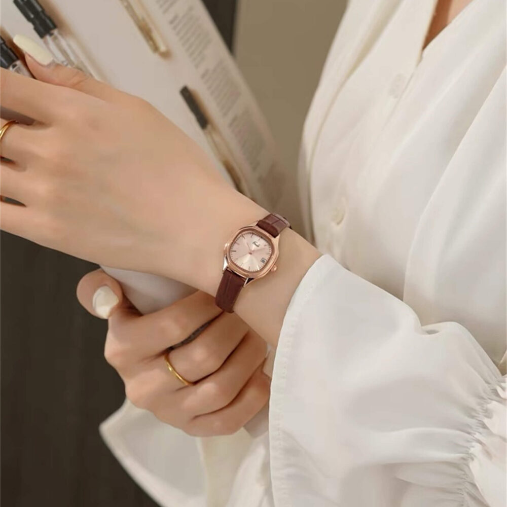 Chic Style Brown Oval Face Women’s Leather Watch