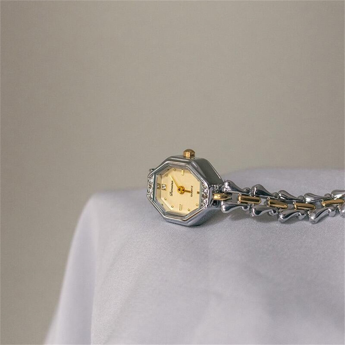 Vintage Style Small Face Bracelet Watch
