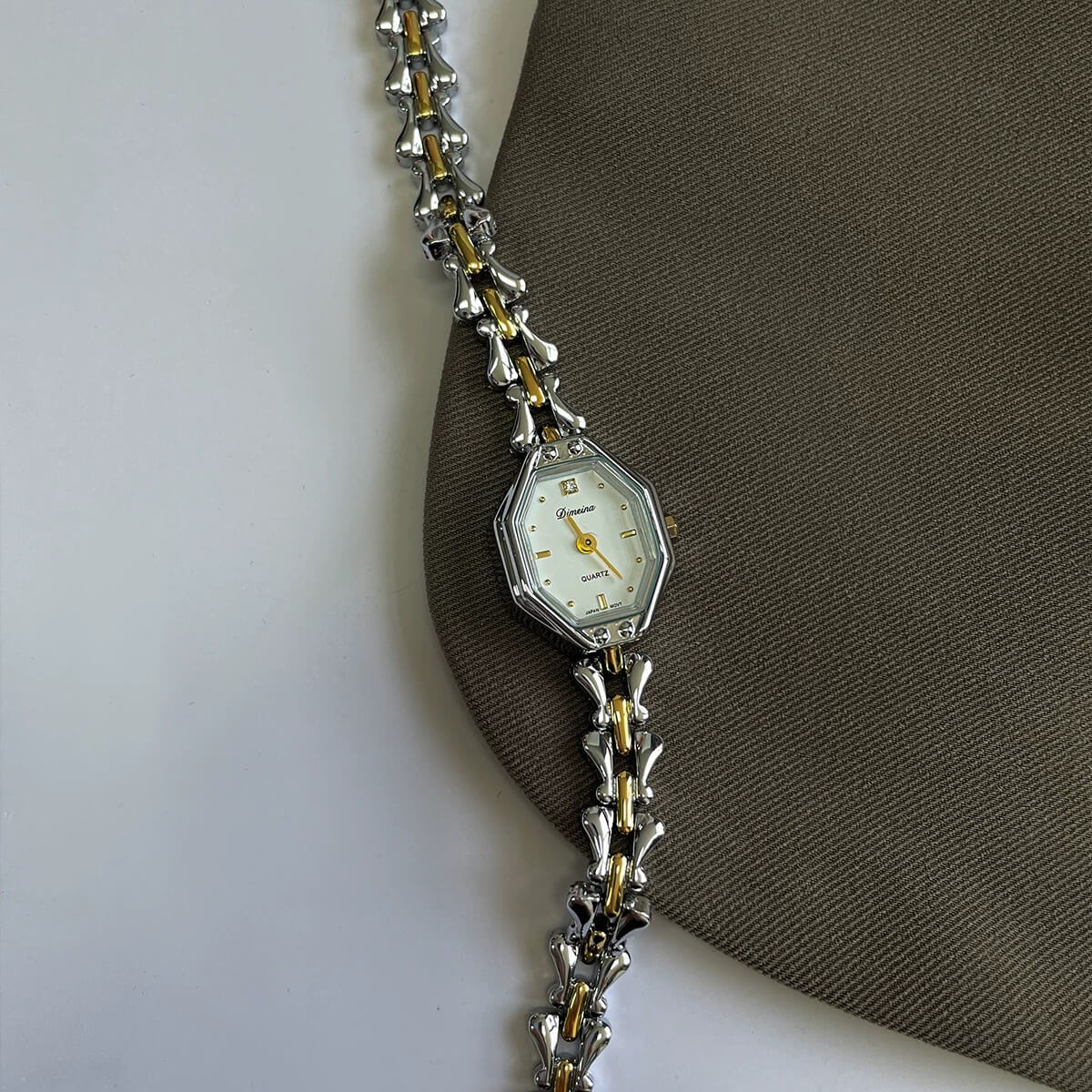 Vintage Style Small Face Bracelet Watch