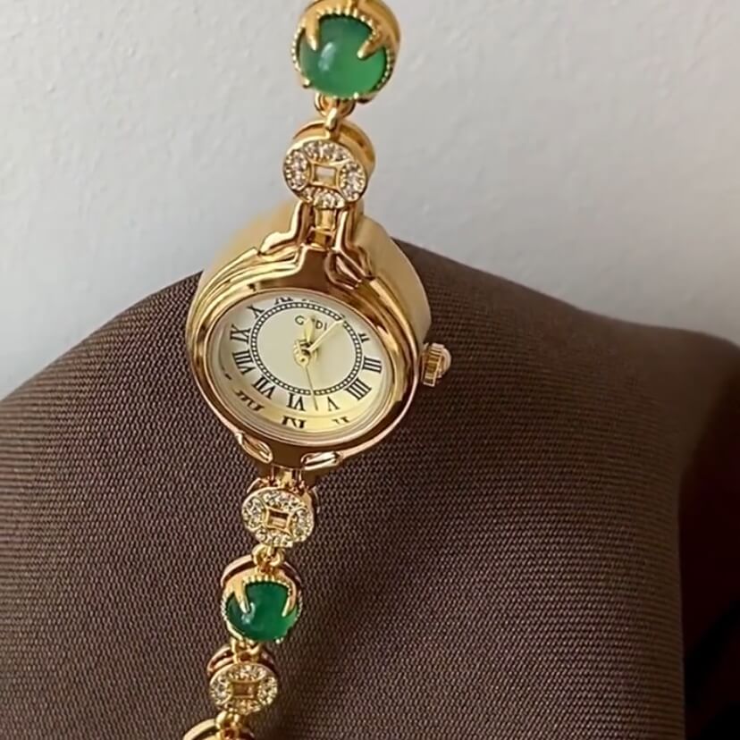 Vintage Gold Oval Small Face Bracelet Watch for Women