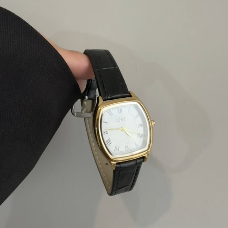 Classic Black/white barrel-shaped Genuine Leather Watch