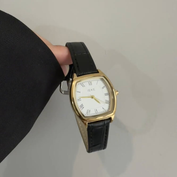 watch378-06.jpg Classic Black/white barrel-shaped Genuine Leather Watch