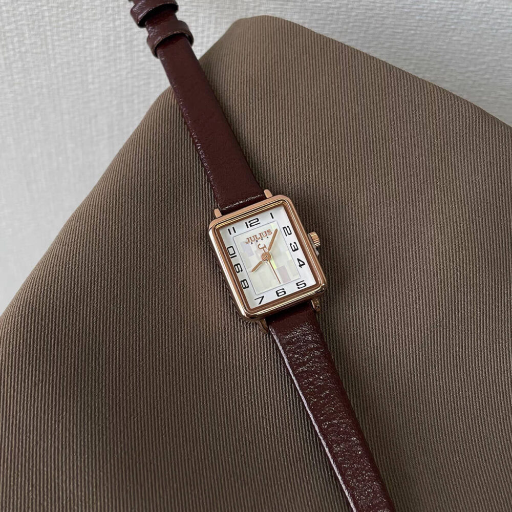 Classic Brown Leather Mother of Pearl Face Wristwatch