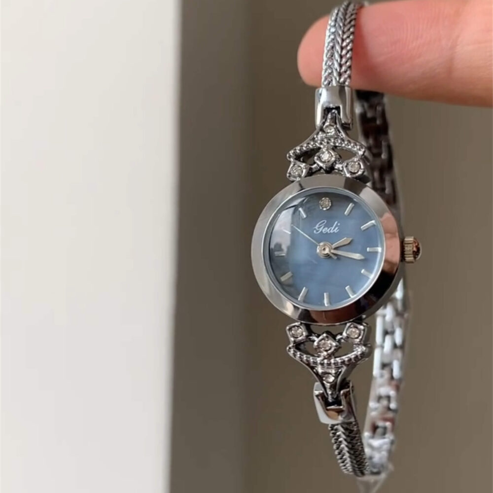 Chic Blue Small Round Face Bracelet Watch