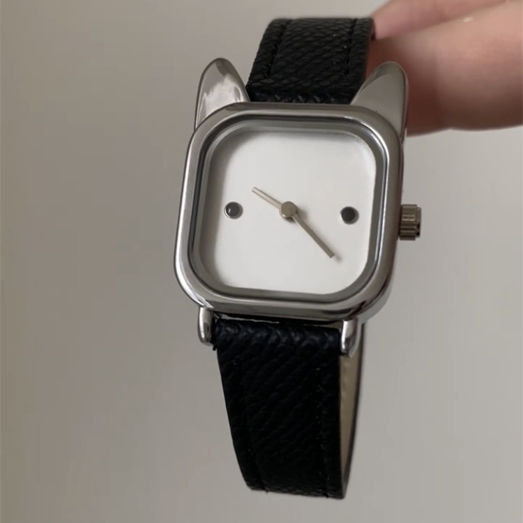 Classic Black Cat-shaped Genuine Leather Watch