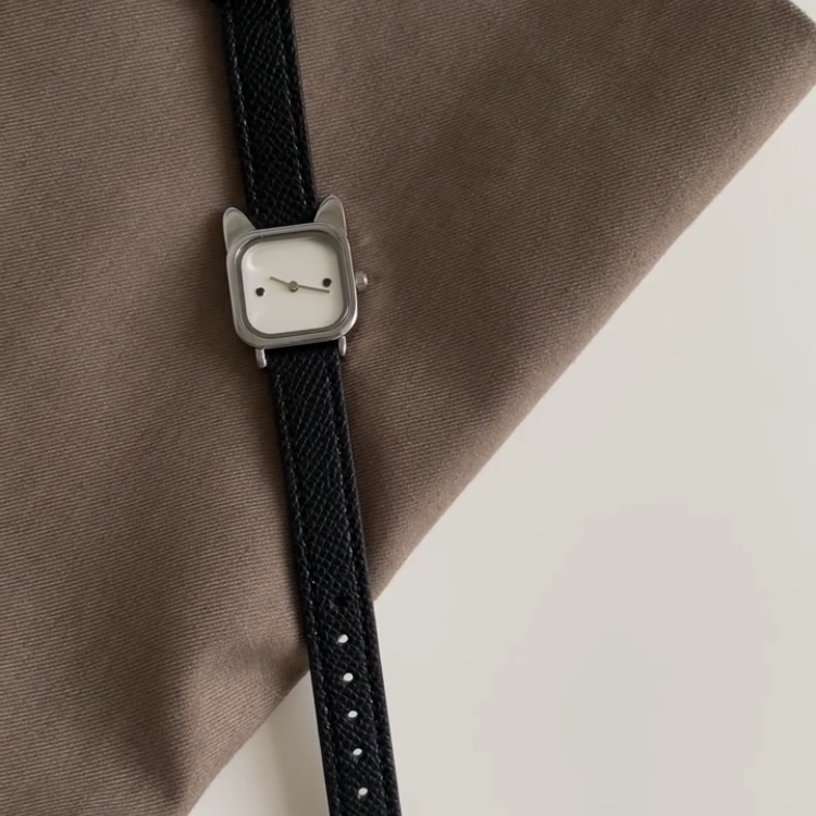 Classic Black Cat-shaped Genuine Leather Watch