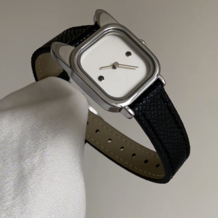 Classic Black Cat-shaped Genuine Leather Watch