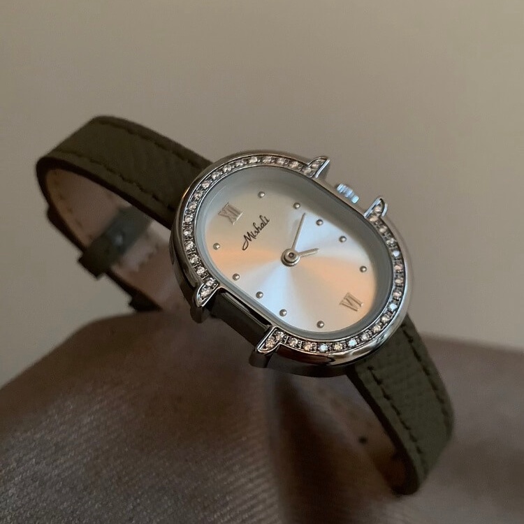 Vintage Style Oval Genuine Leather Watch