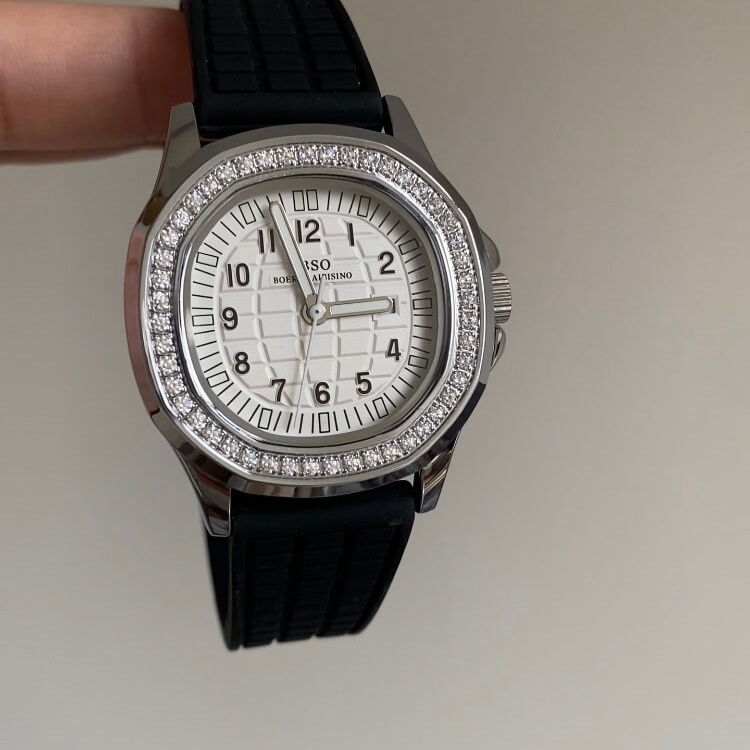 Chic Style White/Black Round Silicone Watch