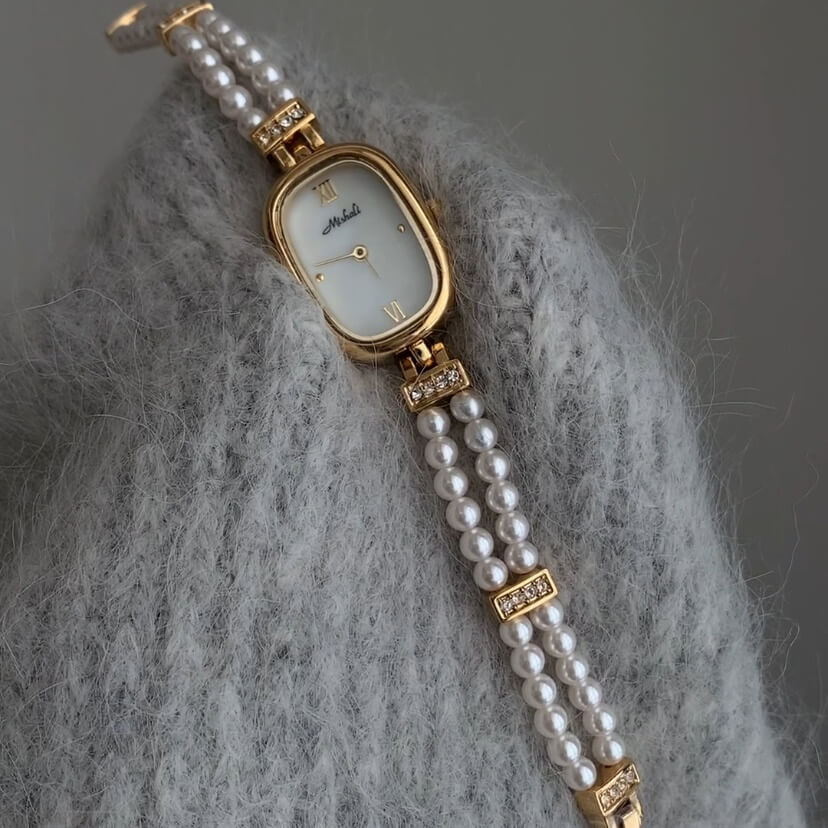 Dainty Mother of Pearl Oval Face Pearl Chain Ladies Watch