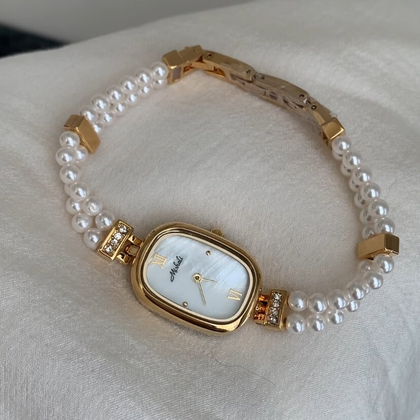 Dainty Mother of Pearl Oval Face Pearl Chain Ladies Watch