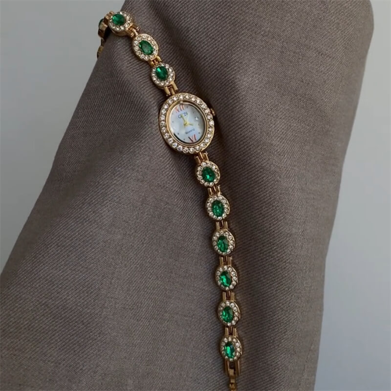 Vintage Style Green Zircon Silver Bracelet Watch