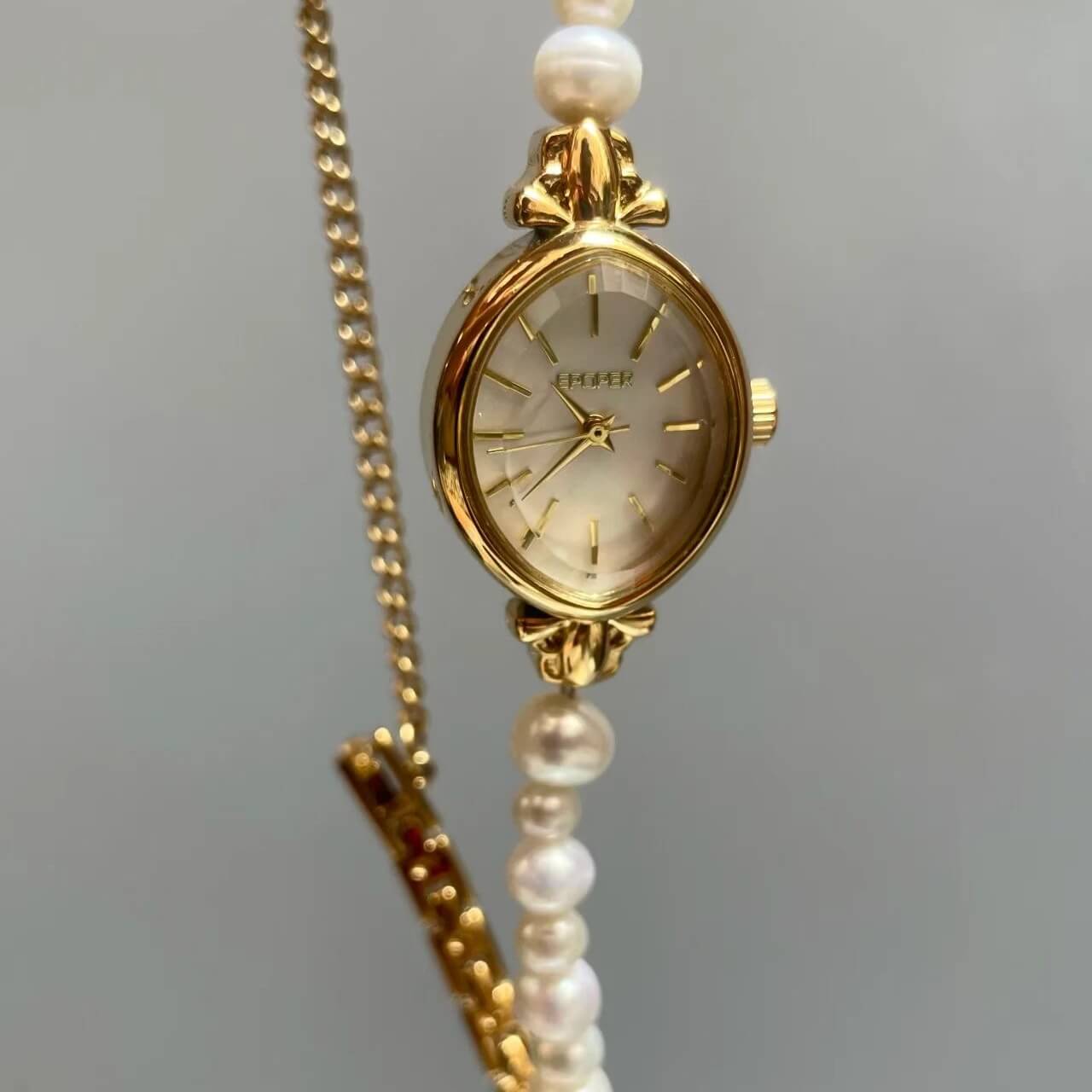 Vintage Small Oval Freshwater Pearl Bracelet Watch