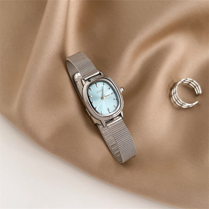 Chic Silver Oval Dial Stainless Steel Women's Watch