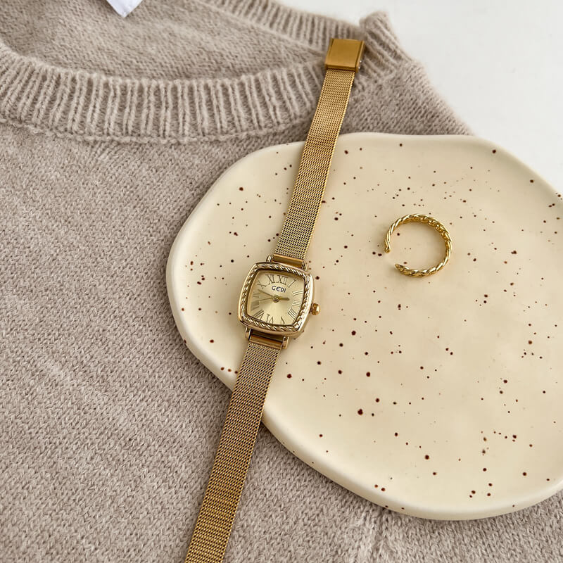 Vintage Style Golden Square Stainless Steel Watch