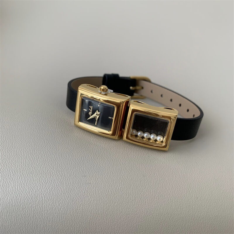 Chic Style Black-Gold Rectangle Flowy Pearl Women’s Watch