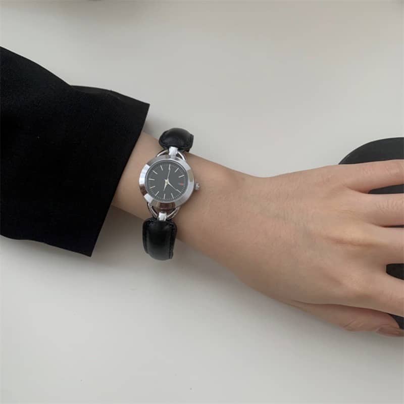 Chic Style Brown/Black Round Leather Ladies Watch