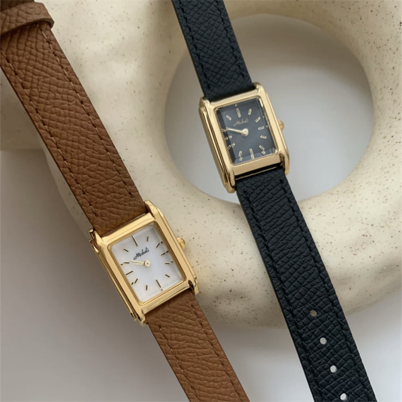 Minimalist Style Brown/Black Square Leather Wristwatch