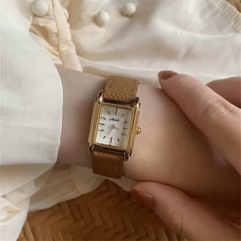 Minimalist Style Brown/Black Square Leather Wristwatch