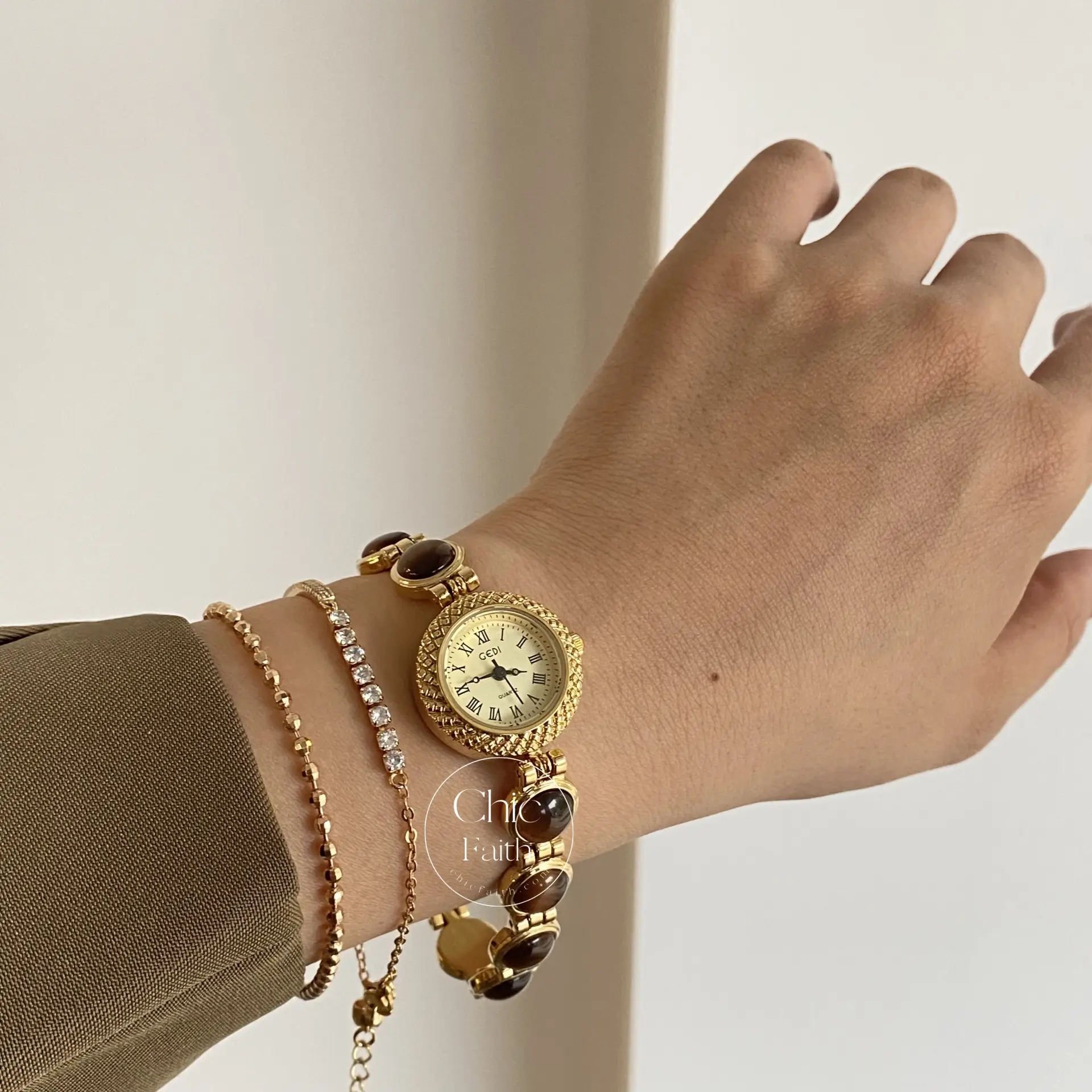 Women's Gold Wrist Watch Vintage Round Face Watches for Women