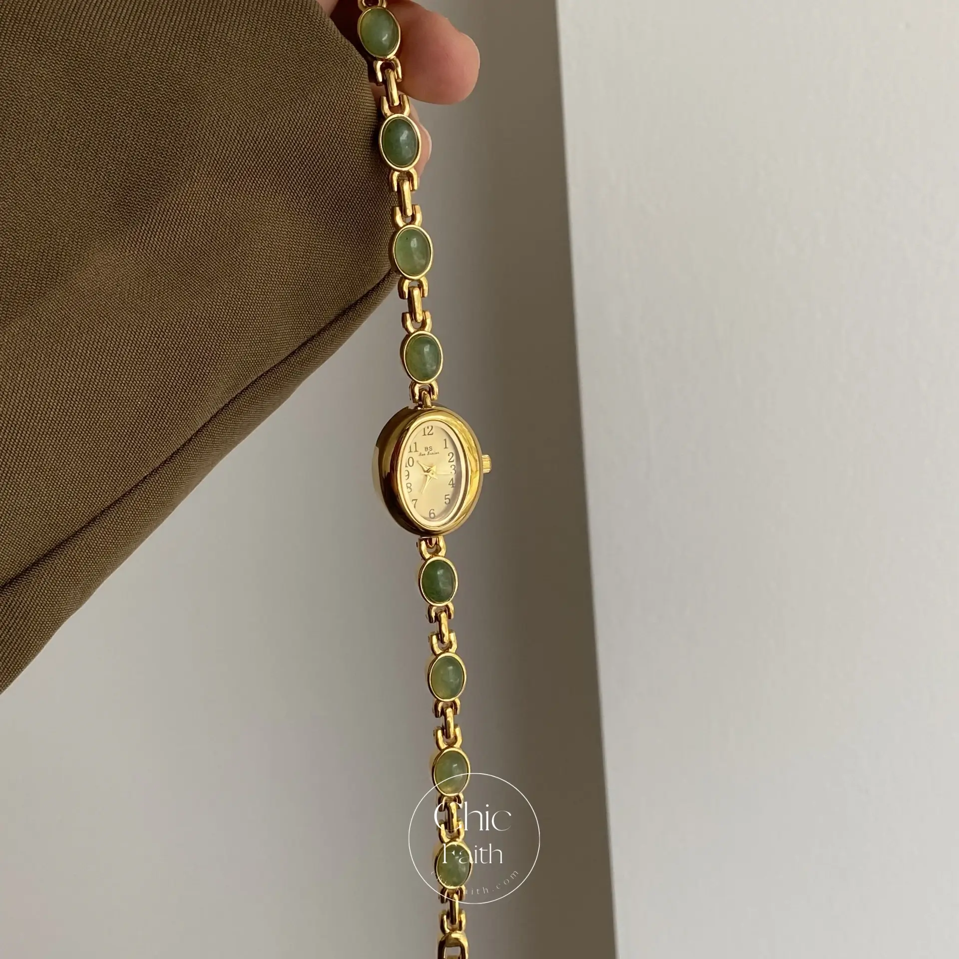 Vintage Women's Gold Watch Green Jade Stone Bracelet Watch