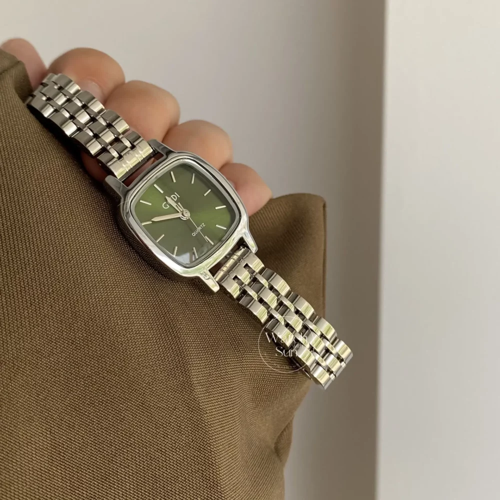 Minimalist Style Silver/Green Square Face Bracelet Wristwatch