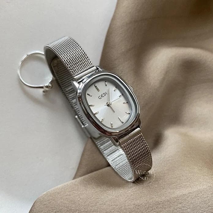 Vintage Style Silver Oval Women's Stainless Steel Watch