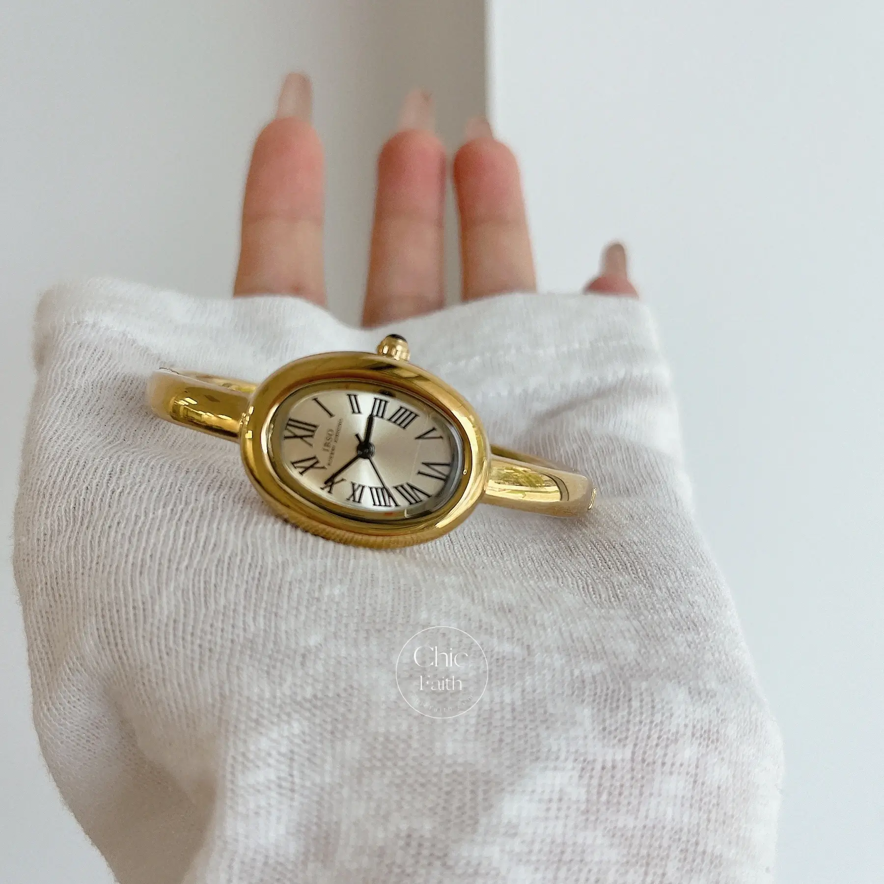 Vintage Gold Watch Oval Face Bangle Watch for Women