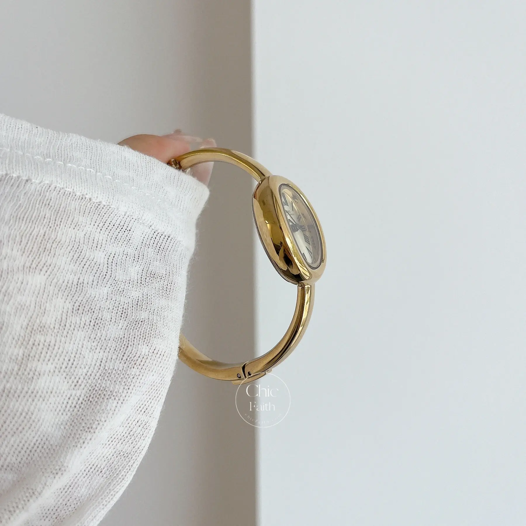 Vintage Gold Watch Oval Face Bangle Watch for Women