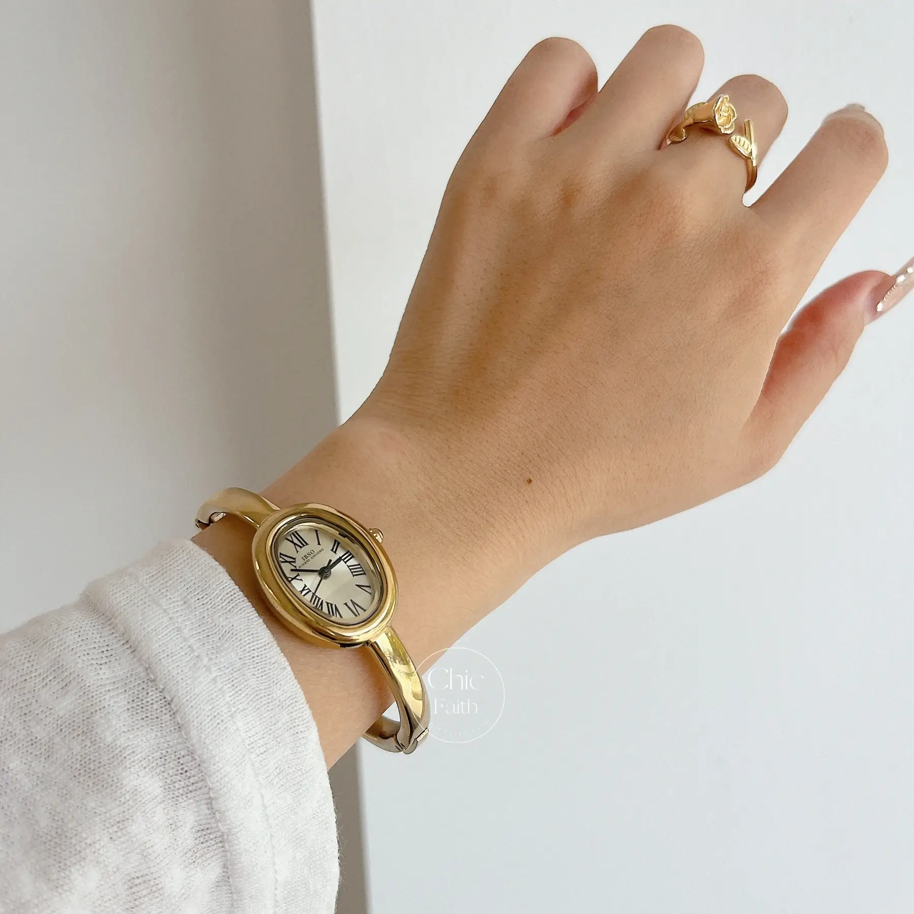 Vintage Gold Watch Oval Face Bangle Watch for Women