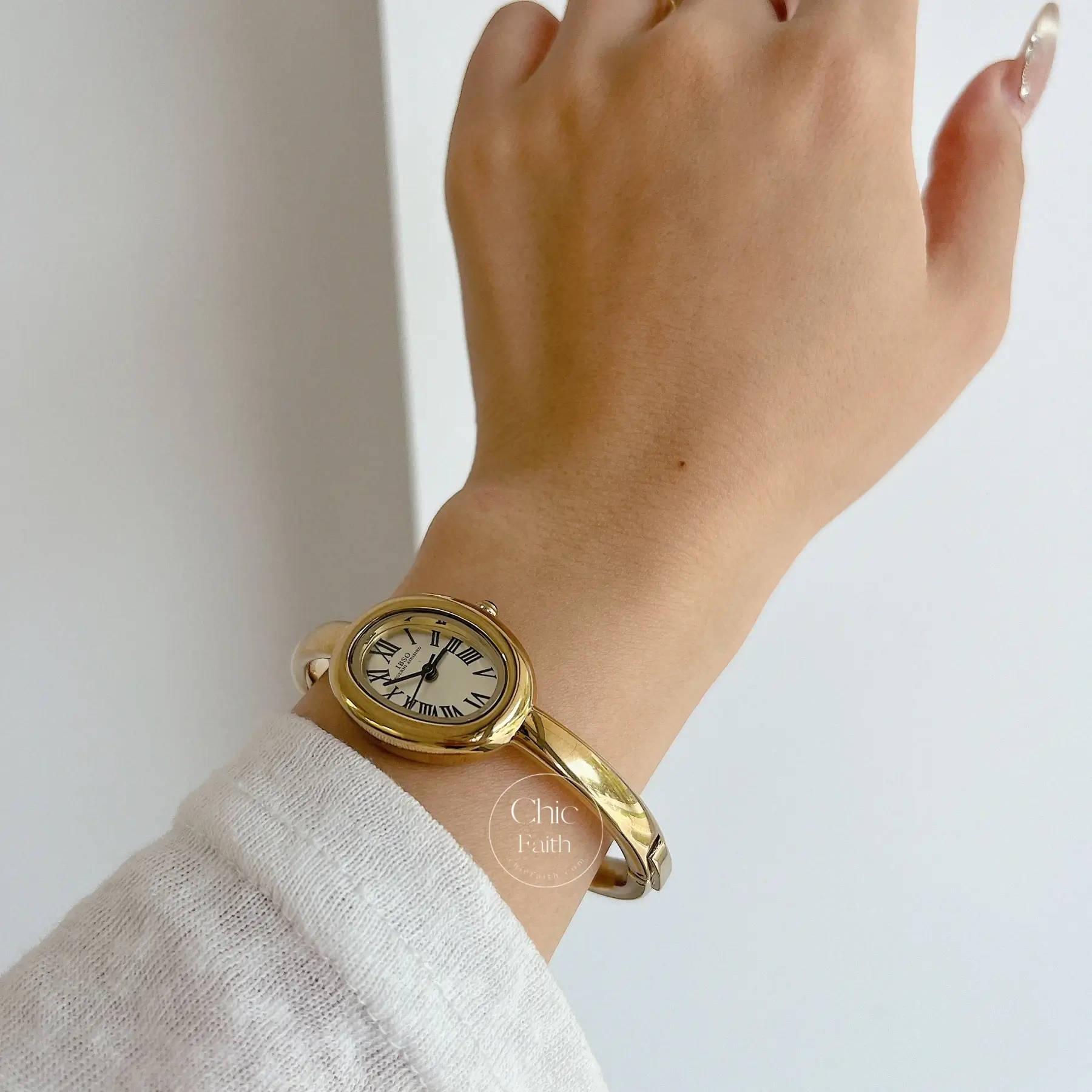 Vintage Gold Watch Oval Face Bangle Watch for Women