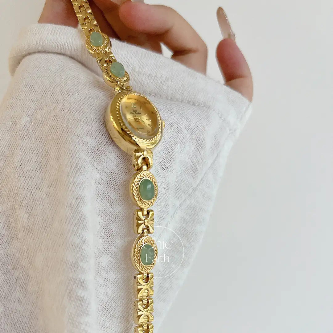 Vintage Oval Face Green Jade Stone Bracelet Watch