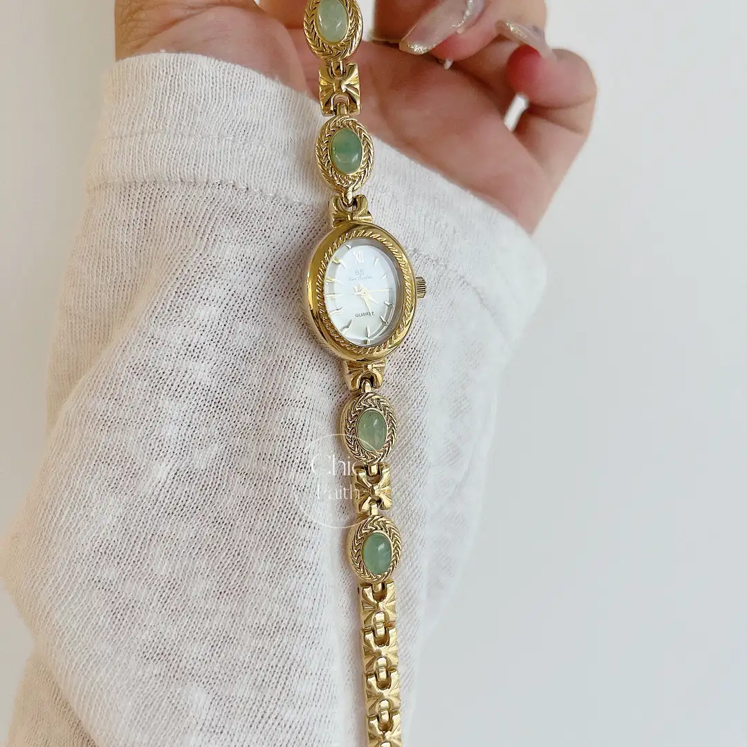 Vintage Oval Face Green Jade Stone Bracelet Watch