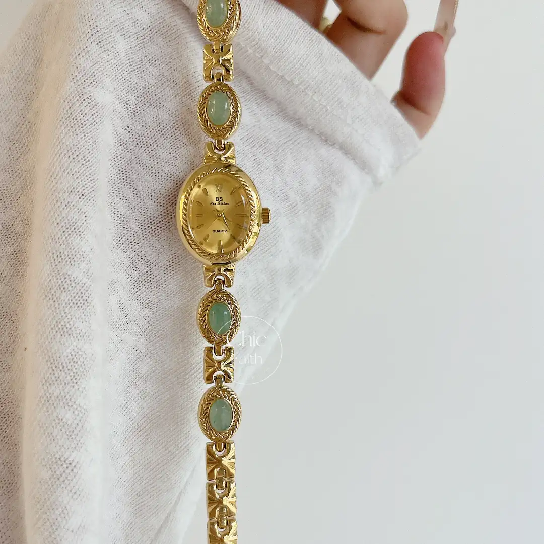 Vintage Oval Face Green Jade Stone Bracelet Watch