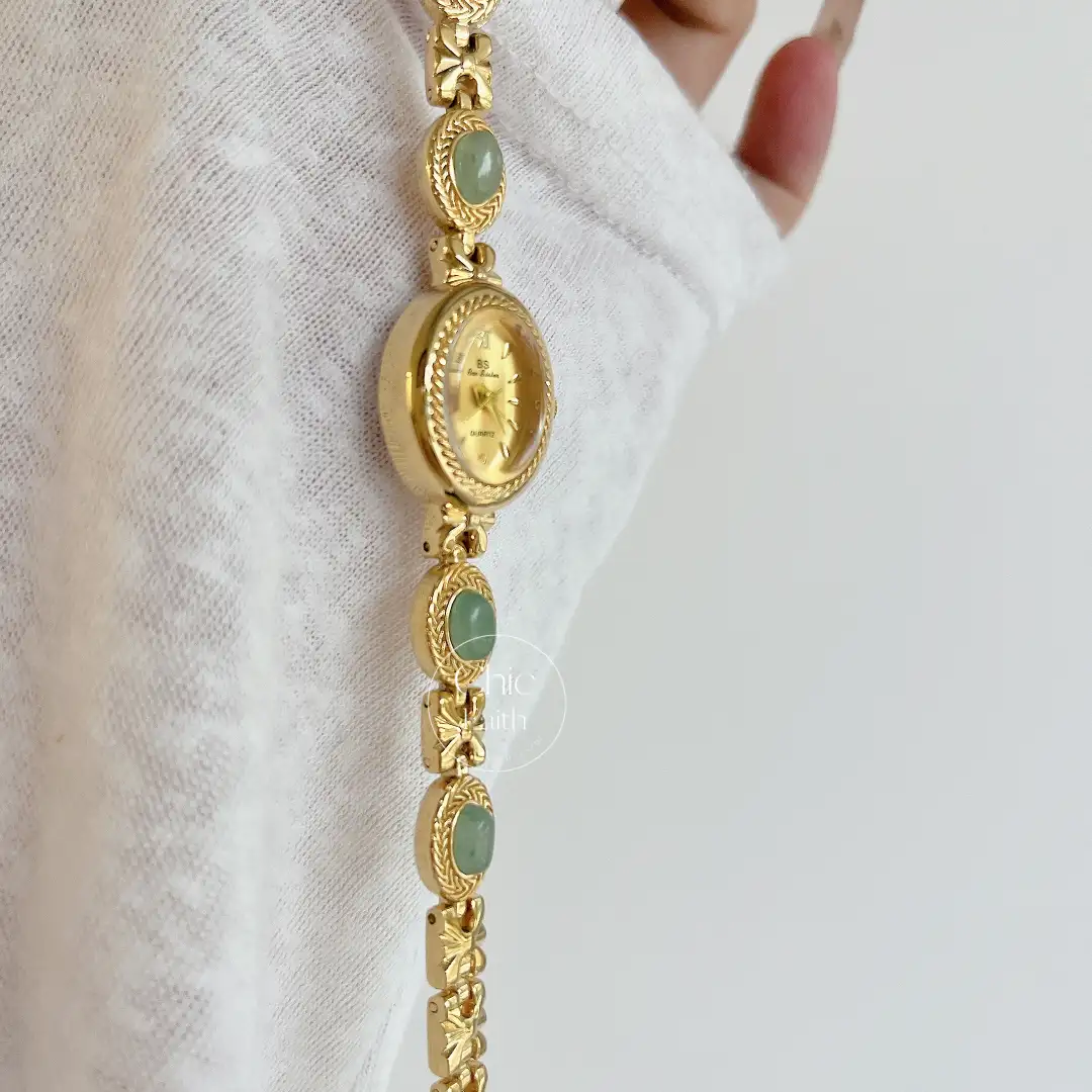 Vintage Oval Face Green Jade Stone Bracelet Watch