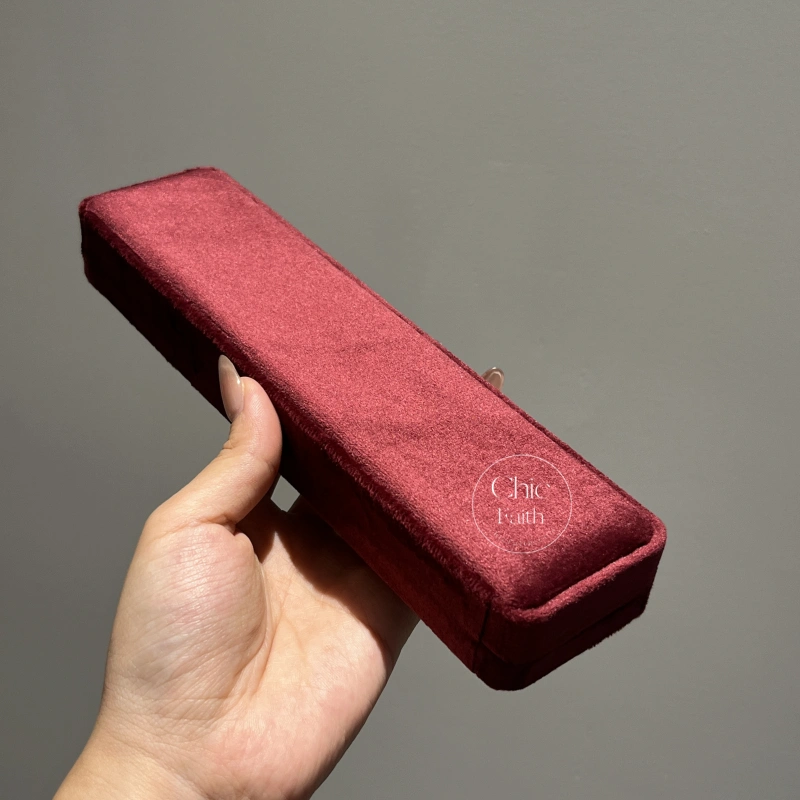 Vintage Red Velvet Watch Gift Box